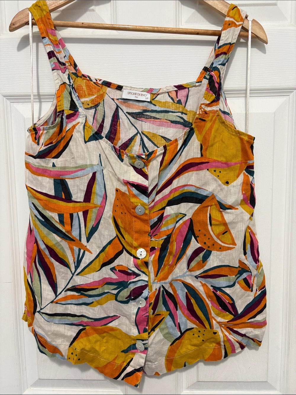 Spighe Di Lino Sleeveless Button-Front Linen Fruit and Leaf Tank Top